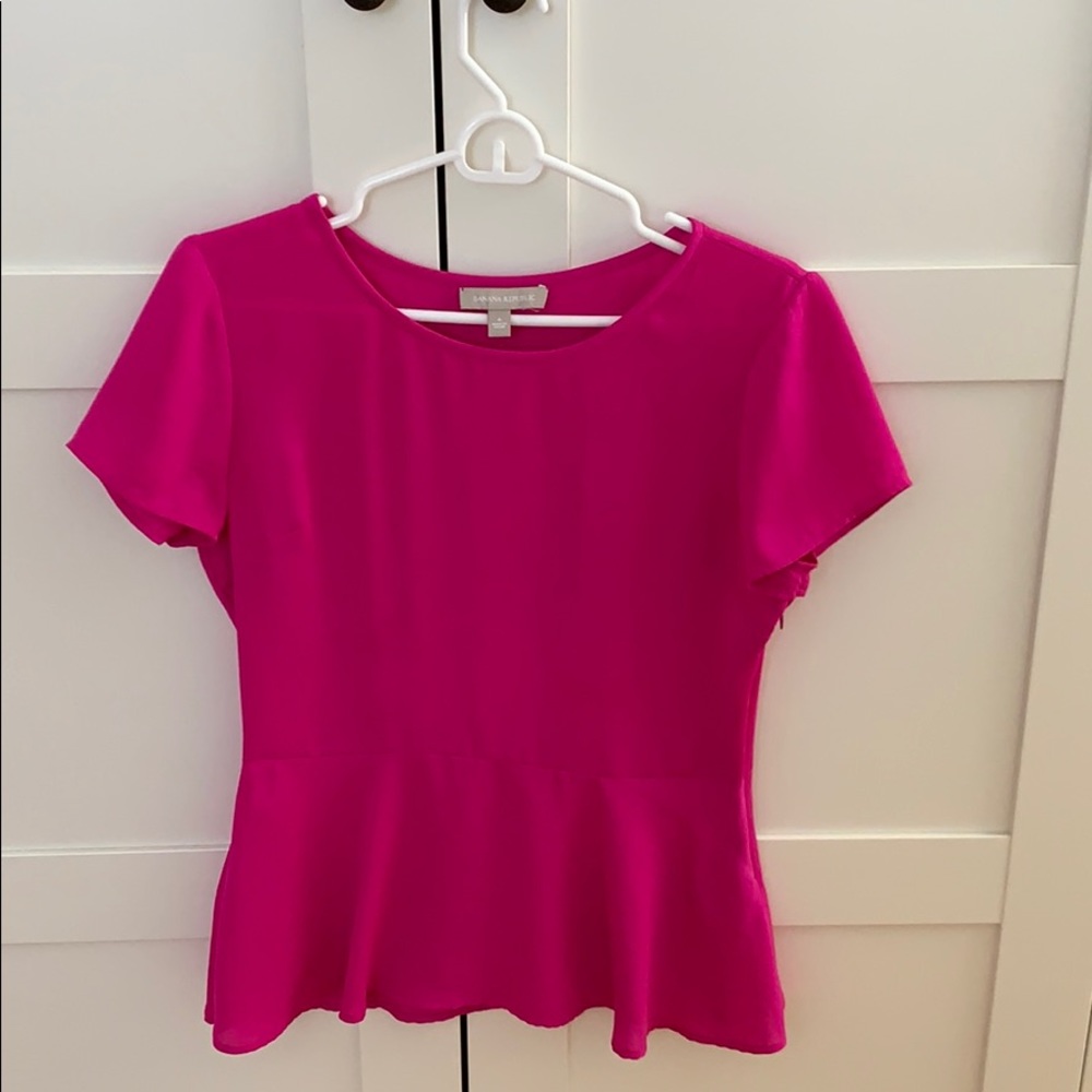Banana Republic Fuchsia Peplum Top, Size 6